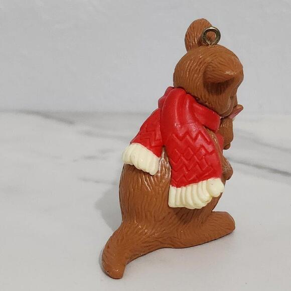 3/$25 Vintage 1983 Avon Kangaroo Family Christmas Ornament - Picture 4 of 7